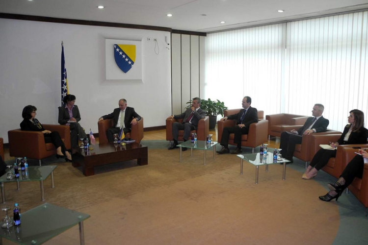 Pozitivan institucionalni odgovor na teroristički napad u Zvorniku