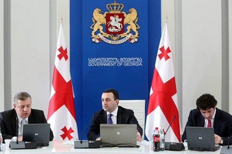 Gruzija: Pala Vlada