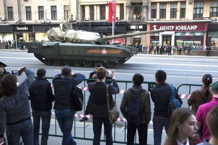 Moskva pokazala najnovije oružje 