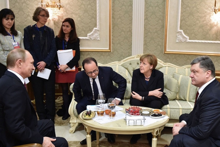 Normandijska četvorka razgovarala telefonom