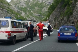Dvije osobe poginule nakon što je automobil sletio u Neretvu kod ...