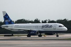 Avion vraćen zbog pijanog putnika