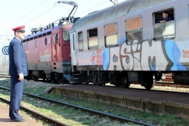 Putnički voz proveo četiri sata u tunelu