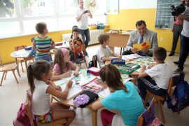 Dodik: Škola obnovljena zahvaljujući donaciji Srbije