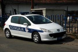 U kombiju prevozio 28 migranata
