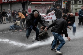 Protesti u Turskoj, povrijeđeno 11 policajaca