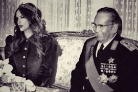 Severina pati za Titom?