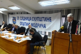 Modriča zatvara kolektivni centar 