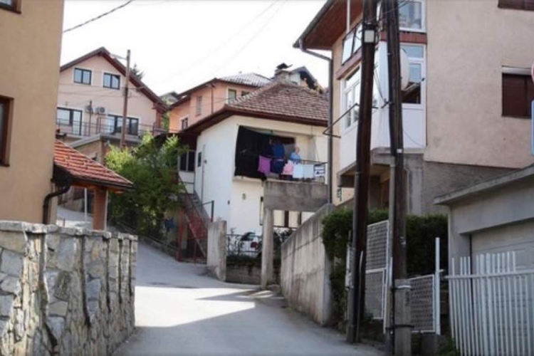 Bombom na kuću osumnjičenog za ubistvo