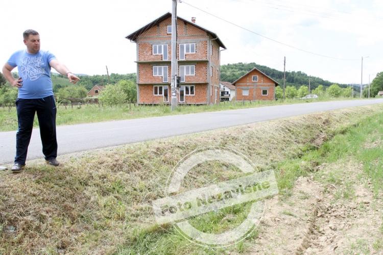 Tragedija kod Laktaša: Dječak poginuo, troje povrijeđenih