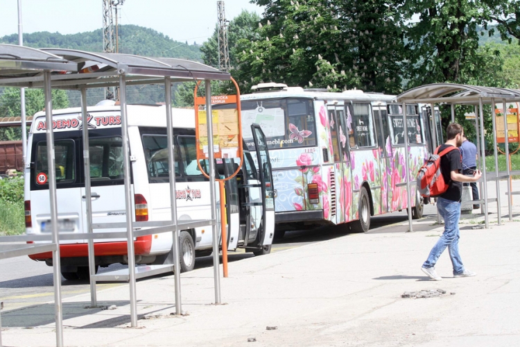 Neće vožnju minibusom