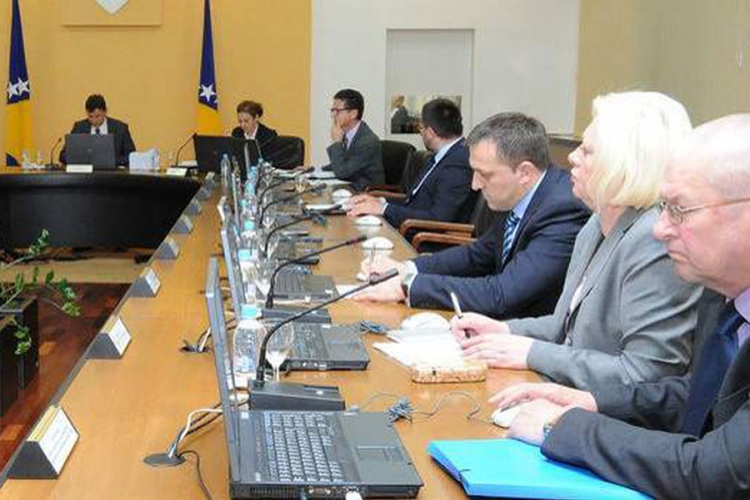 Zasjedala Vlada bez ministara HDZ-a