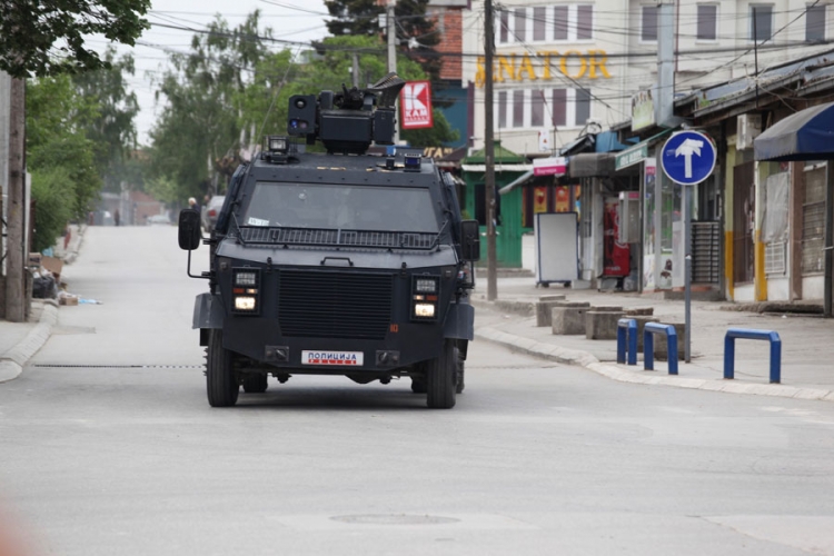 Haos u Kumanovu: Poginula trojica policajaca, građani u strahu