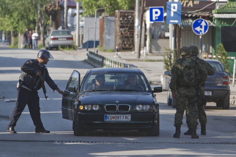 Novi okršaji u Kumanovu, povrijeđena 3 policajca