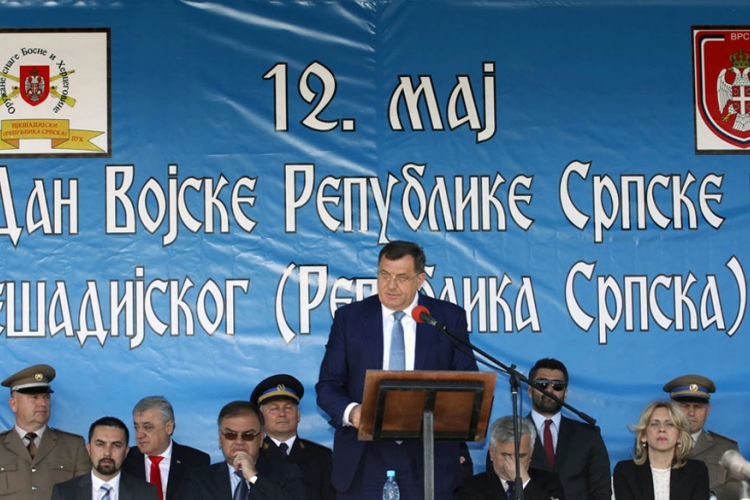 VRS nastala iz potrebe da zaštiti vlastiti narod