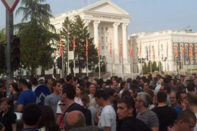 Makedonija: U nedjelju miting, u ponedjeljak kontramiting