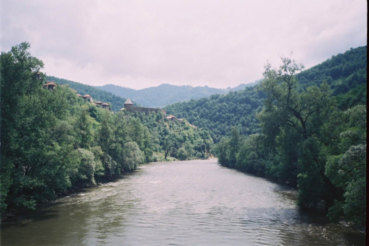 Iz korita Bosne izvučeno tijelo muškarca