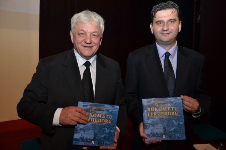 Promovisan "Roman o rukometu i Prijedoru"