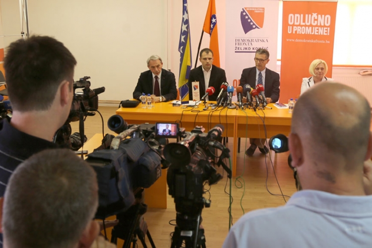 DF: Policija da saopšti kako posluju preduzeća