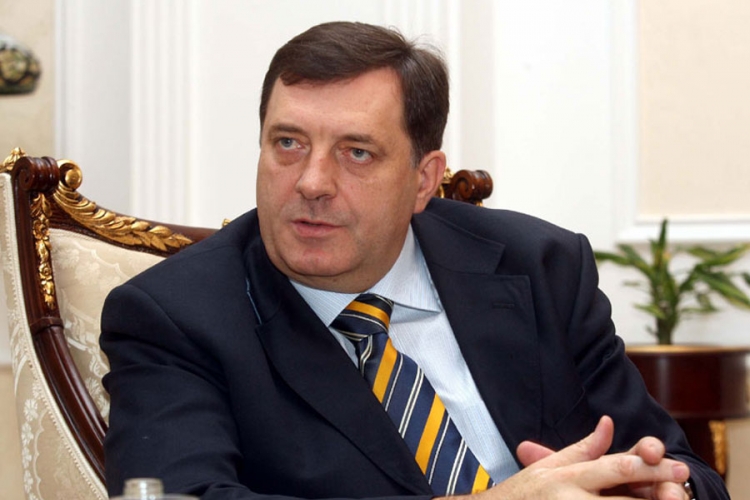 Doboj: Počeo sastanak Dodika sa privrednicima  
