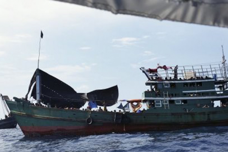 Spasena 374 migranta u Indoneziji