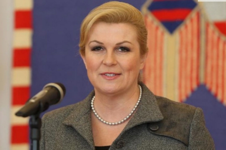 Grabar-Kitarović: Prihvatam paradu uoči ili nakon Dana pobjede