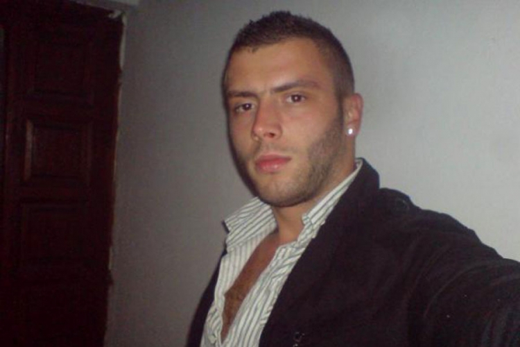 Optuženi za ubistvo sina tvrdi da se dijete zagrcnulo