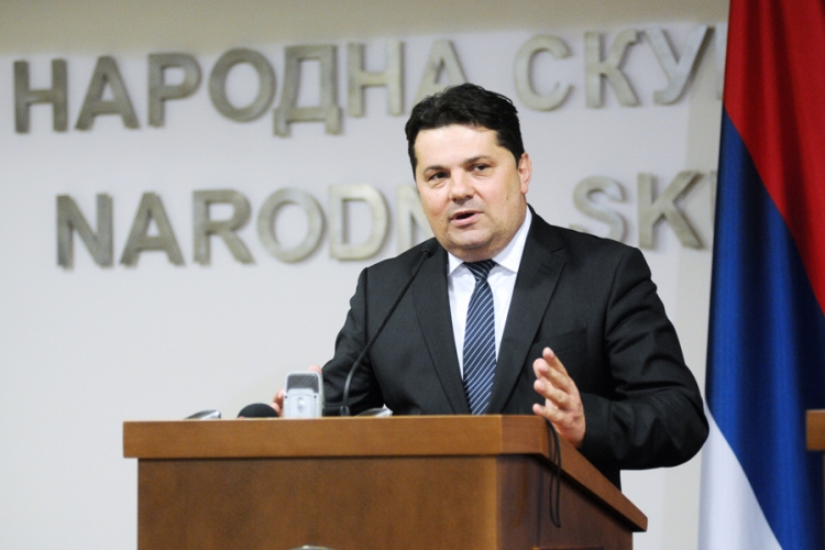 Stevandić: Nisam ni Dodikov ni Bakirov