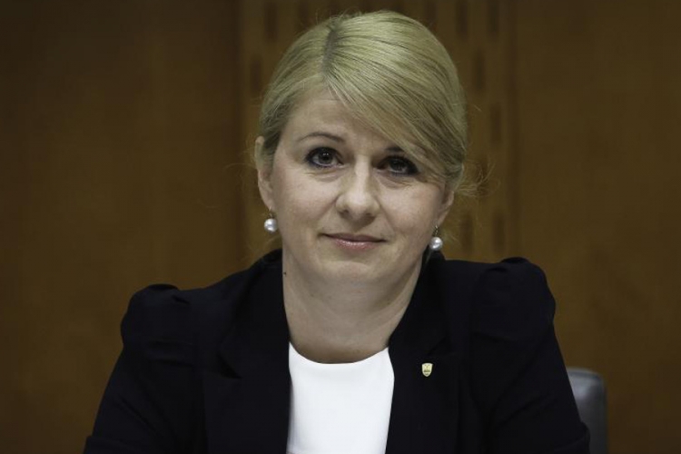 Bivšoj ministarki oduzeta titula magistra zbog plagijata