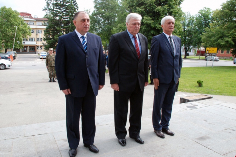 Politikanti neće narušti dobre međunacionalne odnose