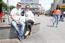 "Planet obuća" obradovao tri slušateljke "Nes radija"