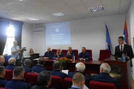 Bogatiji za 20 doktora nauka
