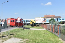 U sudaru voza i mašine za asfaltiranje jedan poginuli