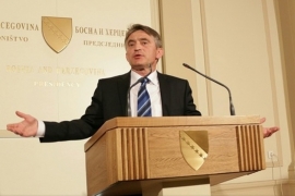 Komšić: Ministri iz DF-a neće doći na sjednicu Vlade FBiH