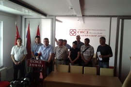 "Sprema se čistka kadrova SNSD-a"
