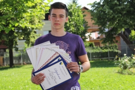 Znanjem već osvojio oko 20 diploma