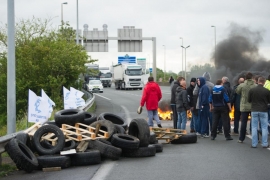 Evrotunel zatvoren, štrajkači blokirali prugu