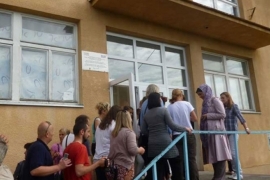 U RS službeni jezici srpski, hrvatski i bošnjački 