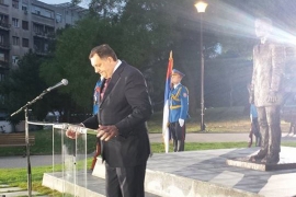 Otkriven spomenik Principu, poklon Srpske Srbiji