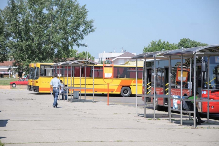 Neispravno 15 autobusa