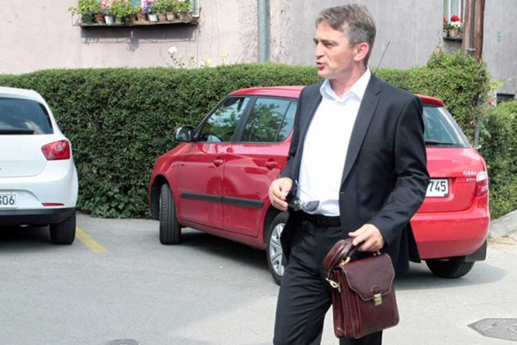 Pukla koalicija u FBiH, DF izašao iz vlasti