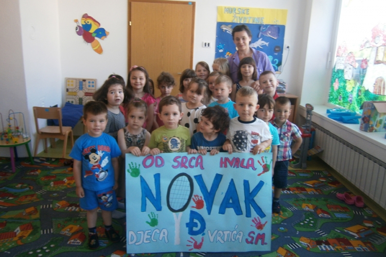 Mališani iz vrtića "Krajiška radost": Nole, dođi nam u goste