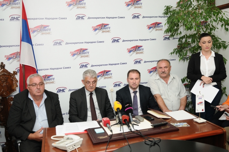 DNS: Vlast će obećanja ispuniti za sto godina