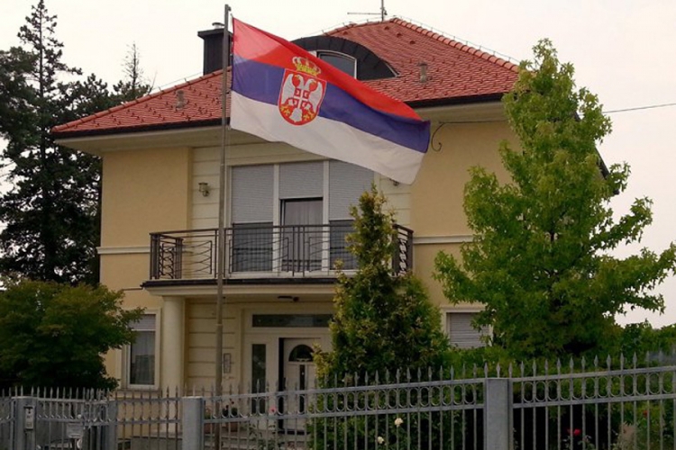 Hrvatski policajac upao u stan srpskog diplomate u Zagrebu