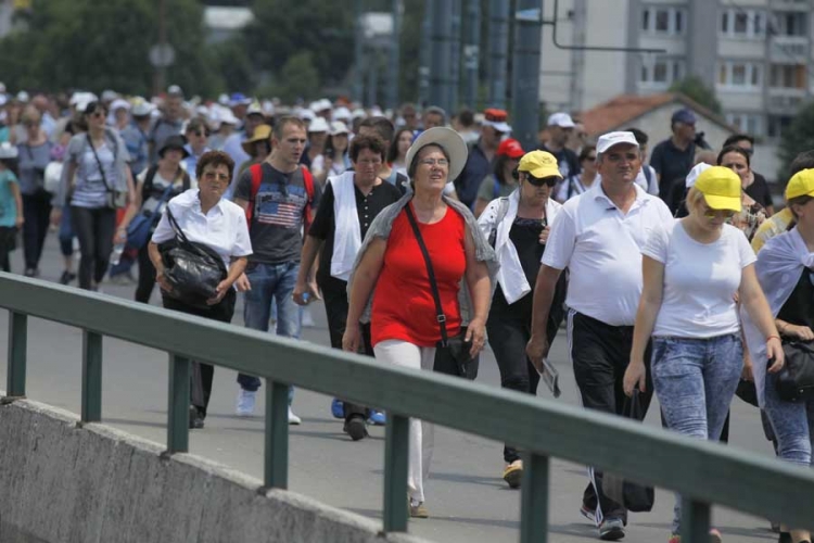 Hodočasnici oduševljeni misom na stadionu Koševo