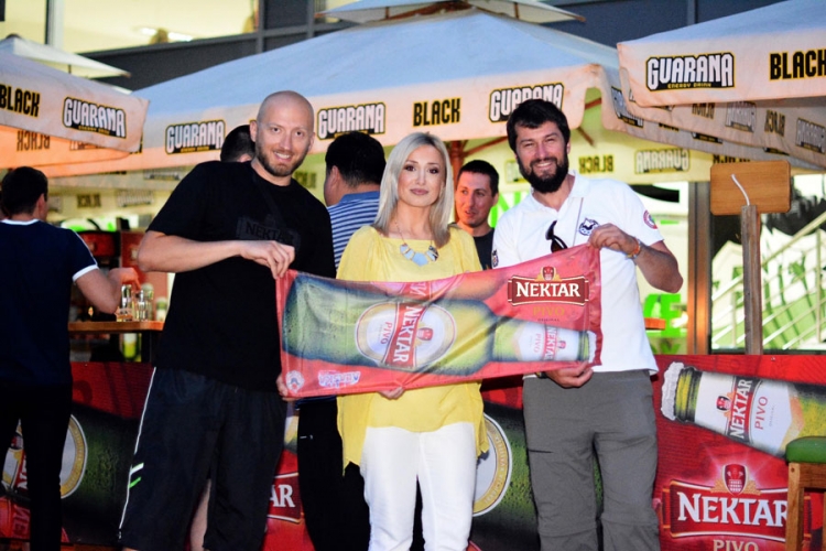 Nektar pivo na vrhu Aljaske