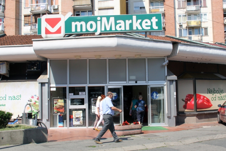 Radnici prislonio pištolj na glavu i oteo novac