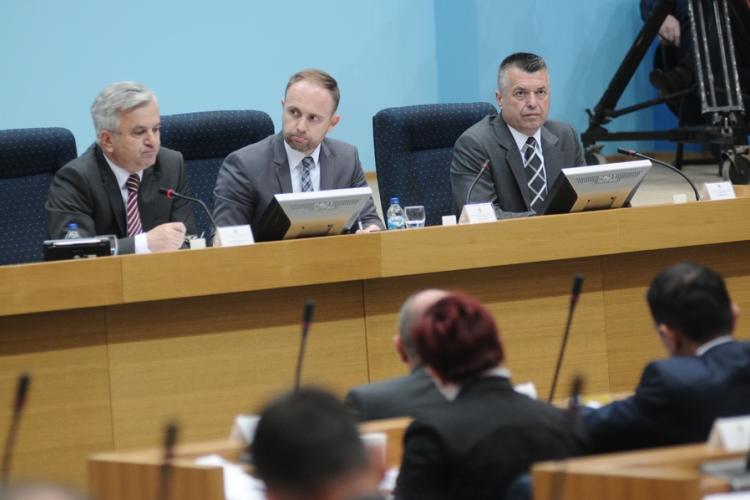 Reformska agenda pred NS RS?