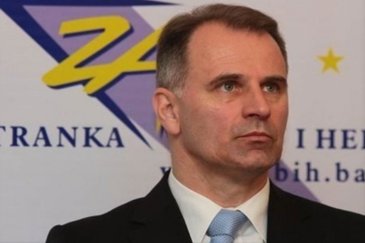 Stranka za BiH odlaskom Dunovića uslovila ulazak u koaliciju