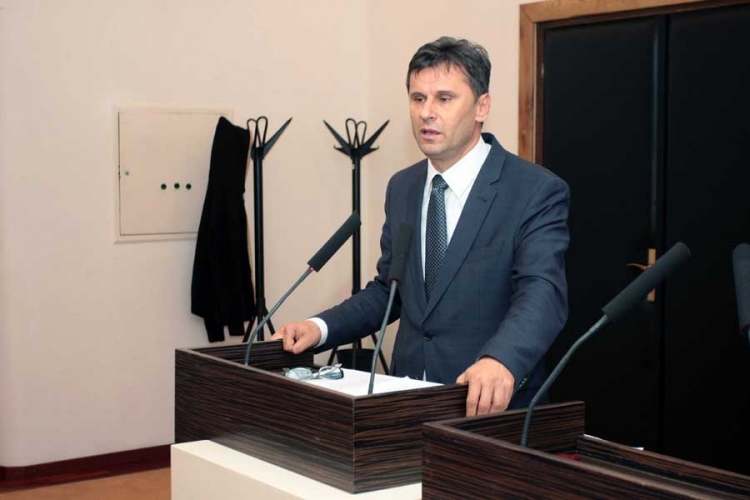Novalić: Ministri iz DF-a obavezni na sjednici